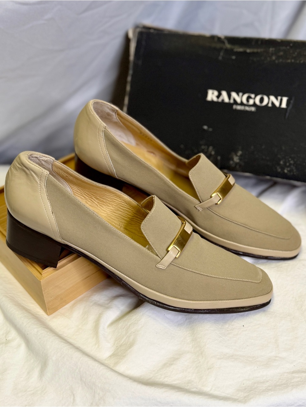Rangoni Beige Leather-Trim Men’s Loafers